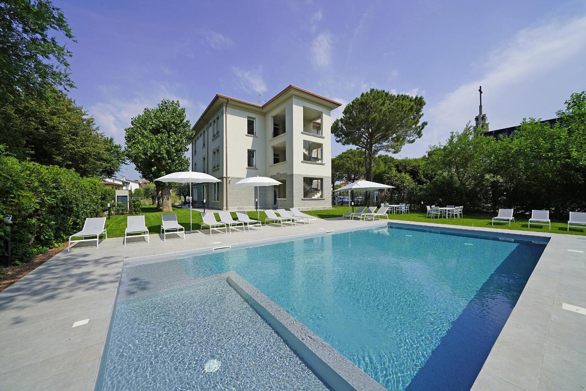 Villa Caterina Apartments By Wonderful Italy Desenzano del Garda Exterior photo